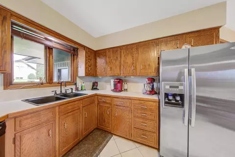 1630 Mitchell Dr, Faribault, MN 55021 photo 17