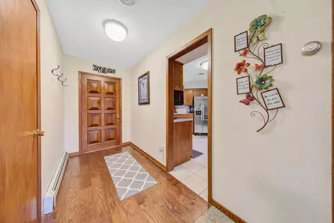 1630 Mitchell Dr, Faribault, MN 55021 photo 4