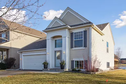 2229 Grimm Rd, Chaska, MN 55318