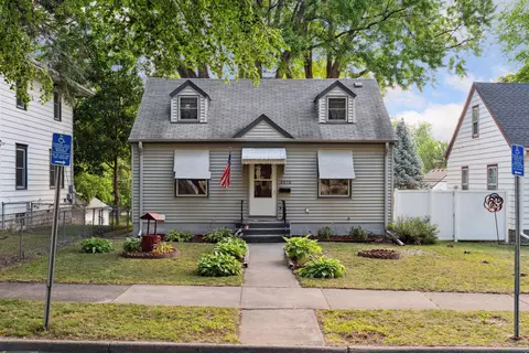 2510 Thomas Ave N, Minneapolis, MN 55411