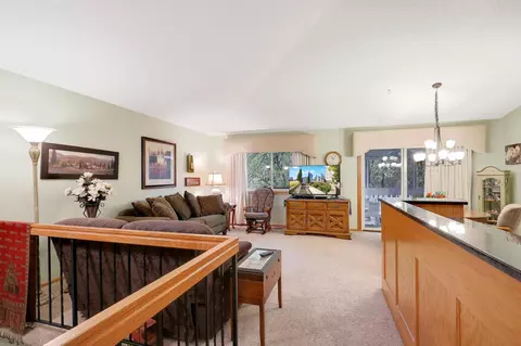 1557 Clemson Dr #B, Eagan, MN 55122 photo 5
