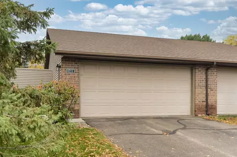4711 Anne Pt, Eagan, MN 55122 photo 2