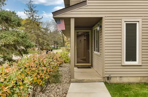 4711 Anne Pt, Eagan, MN 55122 photo 21