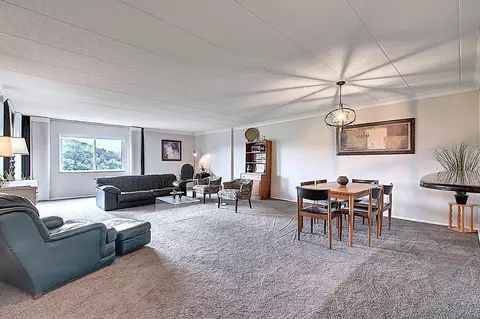 3300 Louisiana Ave S #418, Saint Louis Park, MN 55426