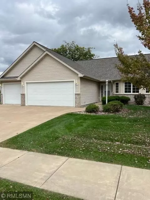 835 Aurora Cir, Red Wing, MN 55066
