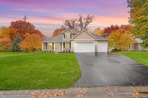 6201 Linda Ln, Lino Lakes, MN 55014