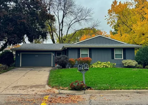 1209 Ohio St, West Saint Paul, MN 55118