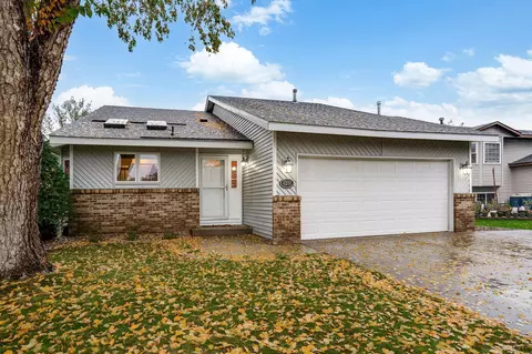 4291 Sunrise Rd, Eagan, MN 55122