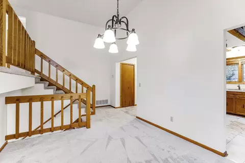 4291 Sunrise Rd, Eagan, MN 55122 photo 9
