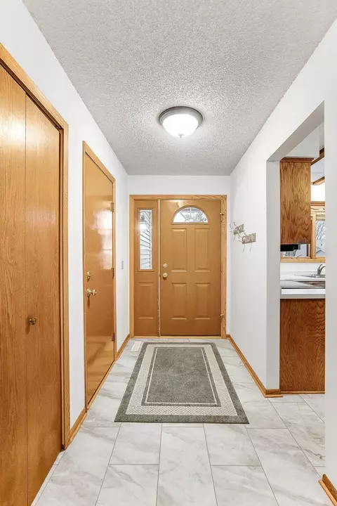 4291 Sunrise Rd, Eagan, MN 55122 photo 3