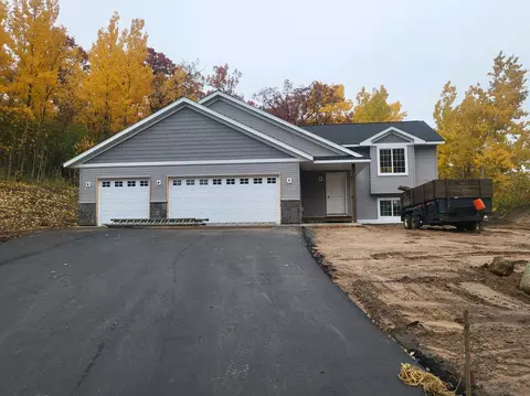 451 Roosevelt Dr, Dresser, WI 54009