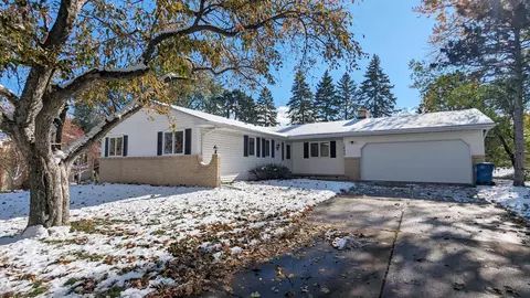 1899 Tioga Blvd, New Brighton, MN 55112