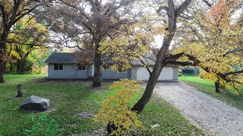3881 36th St SE, Delano, MN 55328
