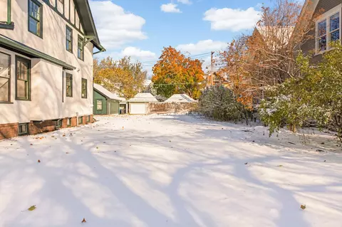 549 Holly Ave # L, Saint Paul, MN 55102