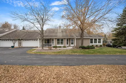 14705 Oak Run Ln, Burnsville, MN 55306