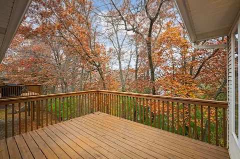 12825 Falcon Dr, Apple Valley, MN 55124
