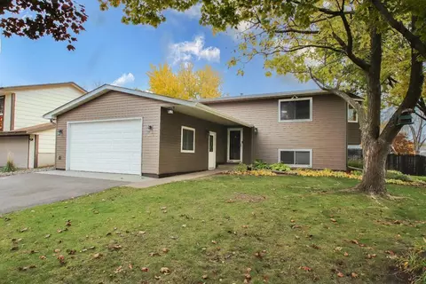 10461 Quince St NW, Coon Rapids, MN 55433