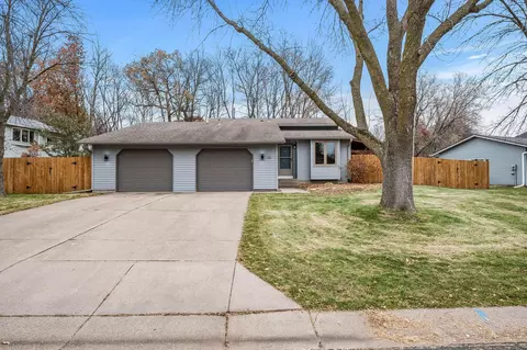9924 Hemlock Way N, Maple Grove, MN 55369