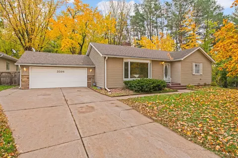 3396 Victoria St N, Shoreview, MN 55126