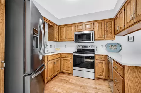 8844 Norway St NW, Coon Rapids, MN 55433