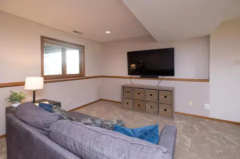 1539 Lakeview Curv, Eagan, MN 55122 photo 37
