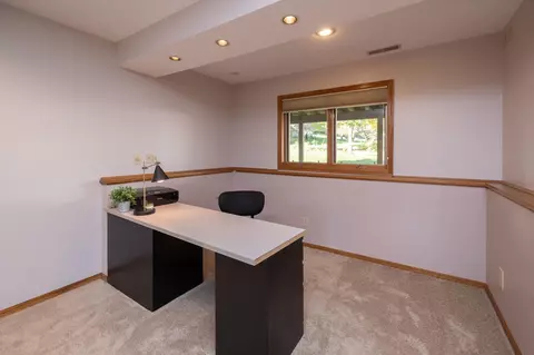 1539 Lakeview Curv, Eagan, MN 55122 photo 39