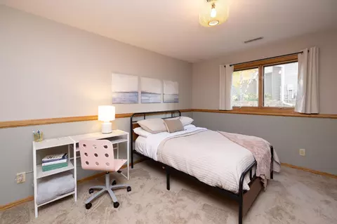 1539 Lakeview Curv, Eagan, MN 55122 photo 44