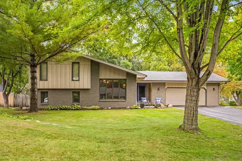 6015 View Ln, Edina, MN 55436