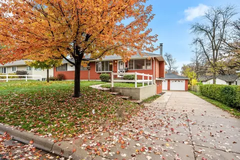 1833 Walnut St, Hastings, MN 55033