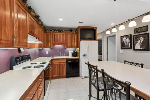 1345 Crestridge Ln #101, Eagan, MN 55123 photo 7