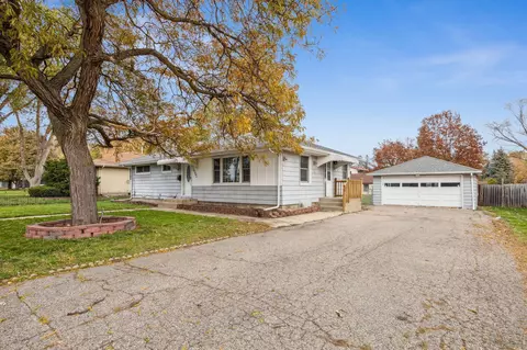 10005 Portland Ave S, Bloomington, MN 55420