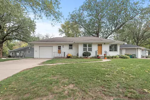 4000 Idaho Ave N, Crystal, MN 55427