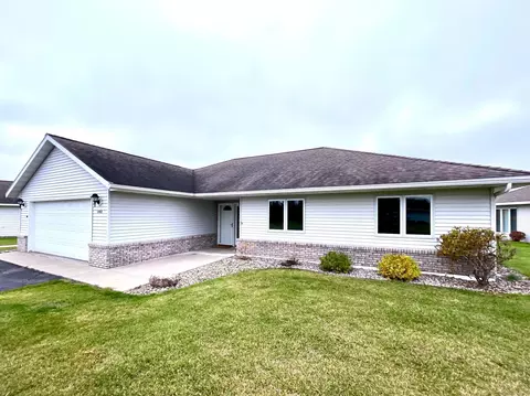 3103 Blue Spruce Ln NW, Bemidji, MN 56601
