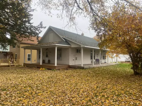 106 Kate St, Marble, MN 55764