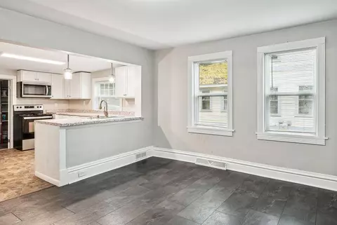 1023 E 1025 E 3rd St, Duluth, MN 55805 photo 4