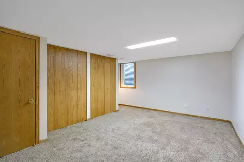 1381 Easter Ln, Eagan, MN 55123 photo 18