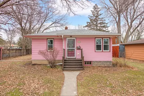 422 N Dallas St, River Falls, WI 54022