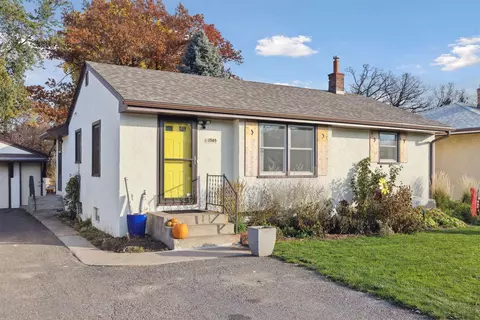 1565 Hudson Rd, Saint Paul, MN 55106