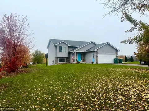 105 Summit Ave, Dassel, MN 55325