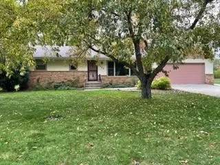 702 Bradford Ave, Champlin, MN 55316