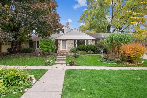 18701872 Bohland Ave, Saint Paul, MN 55116