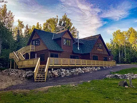 2333 Paradise Point Rd, Cook, MN 55723
