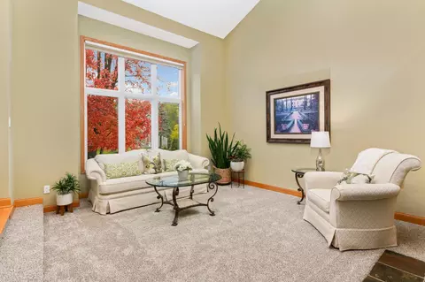 1380 Michelle Dr, Eagan, MN 55123 photo 8