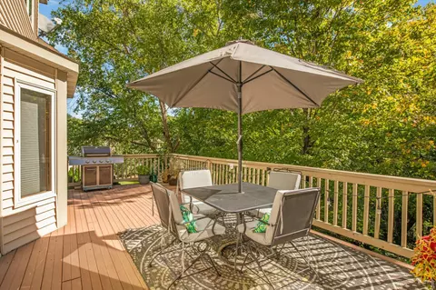 1380 Michelle Dr, Eagan, MN 55123 photo 46
