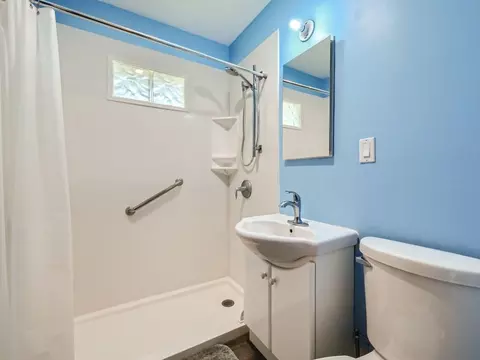 1081 Beatrice St, Eagan, MN 55121 photo 8