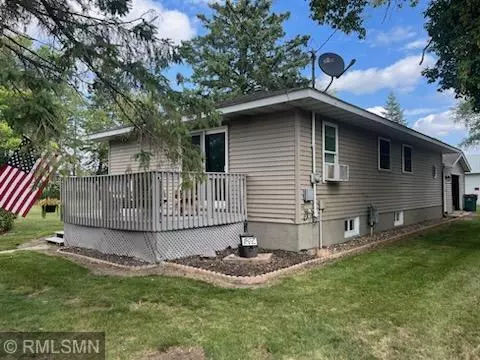 507 John St N, Clarissa, MN 56440