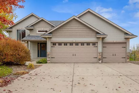 3593 Mckenna Ct, Monticello, MN 55362