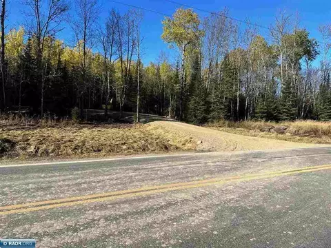 2883 Vermilion Dr, Beatty Twp, MN 55723