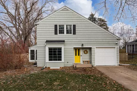4212 Glencrest Rd, Golden Valley, MN 55416