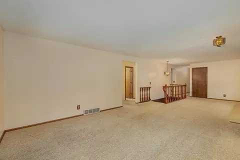 1094 County Road 83, Independence, MN 55359 photo 5